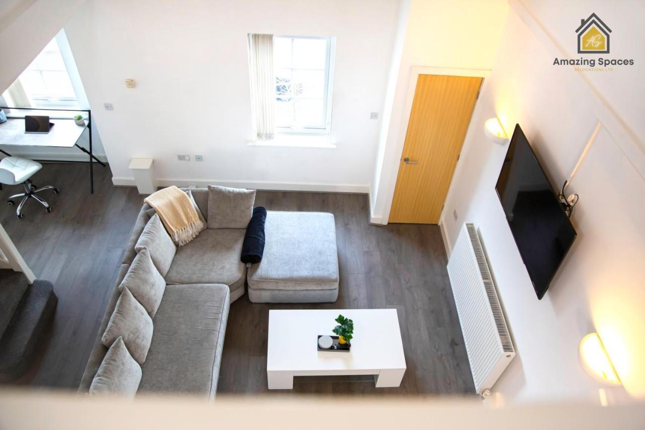 Large Unique 2 Bedroom Duplex Apartment With Private Parking & Free Wifi - Vat Qualifying By Amazing Spaces Relocations Ltd Warrington Zewnętrze zdjęcie