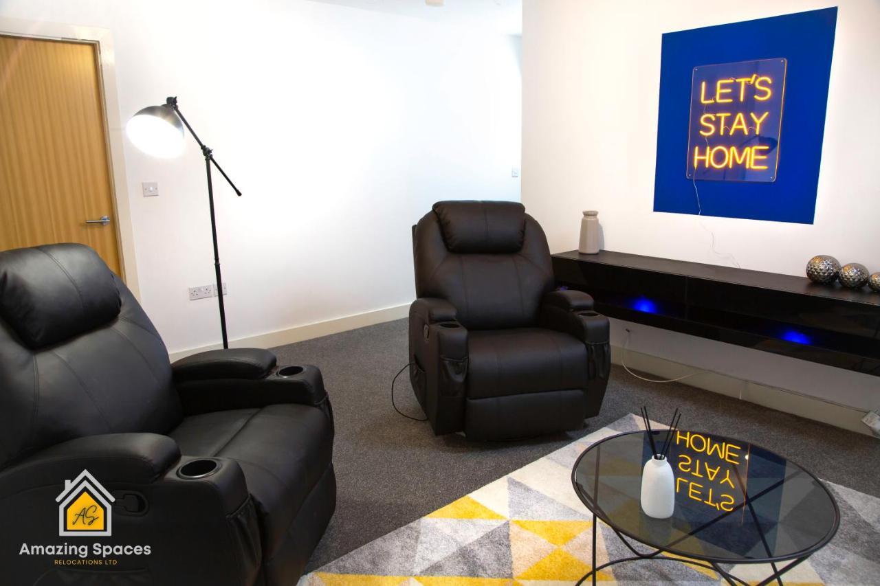 Large Unique 2 Bedroom Duplex Apartment With Private Parking & Free Wifi - Vat Qualifying By Amazing Spaces Relocations Ltd Warrington Zewnętrze zdjęcie